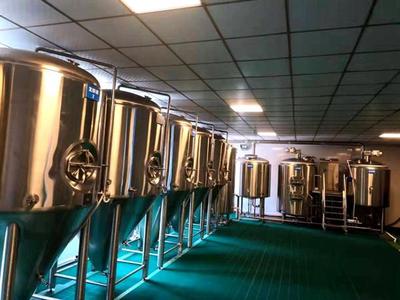 精酿啤酒设备厂家教您如何选购精酿啤酒设备